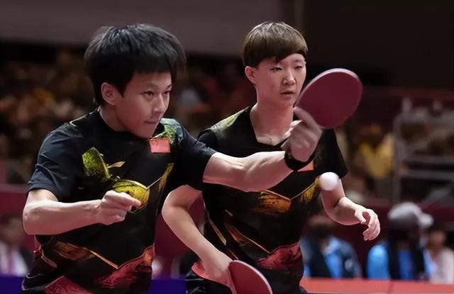 将球一脚踢 将球一脚踢